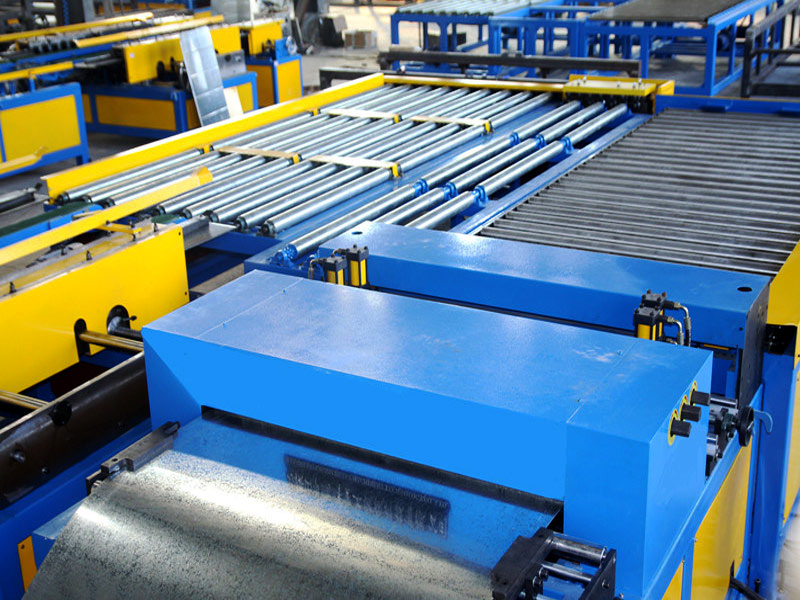 Tính hoạt động liên tục của dây chuyền sản xuất ống gió: Tối ưu hóa hiệu suất và đáp ứng nhanh chóng Tính hoạt động liên tục của dây chuyền sản xuất ống gió: Tối ưu hóa hiệu suất và đáp ứng nhanh chóng