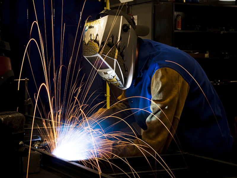 Quy tắc an toàn lao động trong môi trường lao động cơ khí Quy tắc an toàn lao động trong môi trường lao động cơ khí