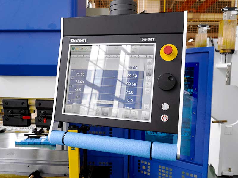 Bộ điều khiển Delem DA66- Máy Chấn CNC