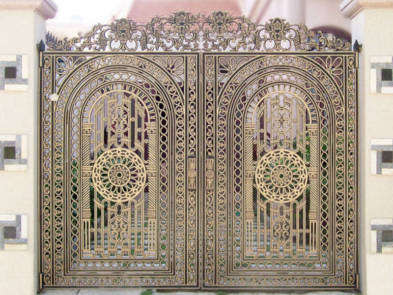 Hoa văn cửa cổng cắt bằng Máy Laser Fiber Hoa văn cửa cổng cắt bằng Máy Laser Fiber