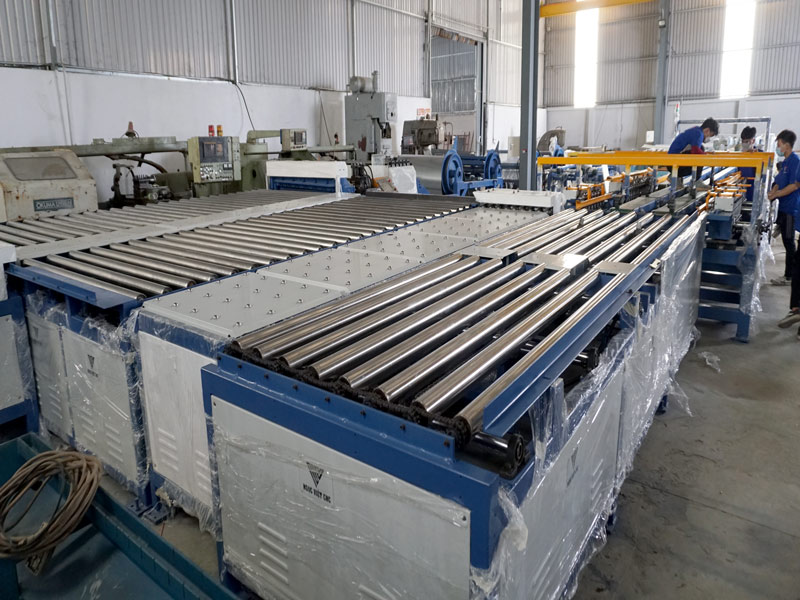 Dây chuyền sản xuất ống gió tự động: Dễ vận hành và tối ưu hoá sản xuất Dây chuyền sản xuất ống gió tự động: Dễ vận hành và tối ưu hoá sản xuất