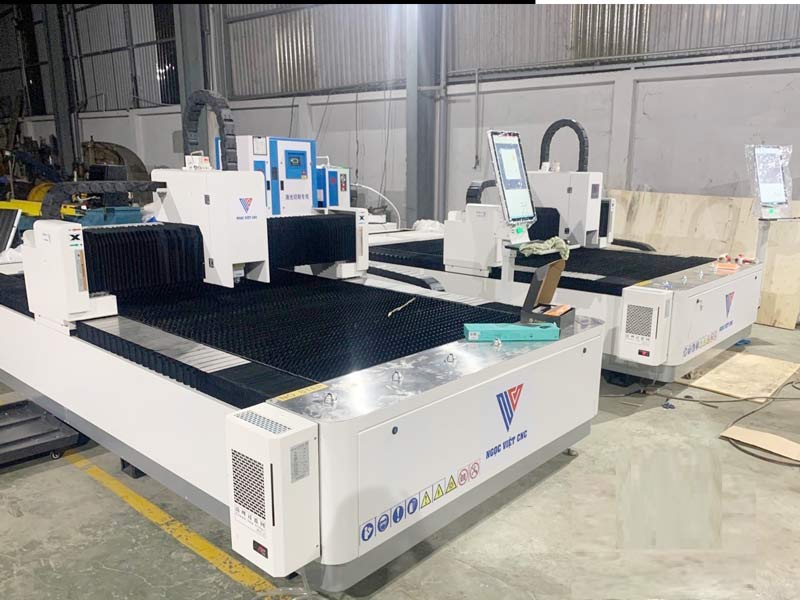 Máy cắt laser fiber bàn đơn - Giải pháp cắt kim loại hiện đại và hiệu quả Máy cắt laser fiber bàn đơn - Giải pháp cắt kim loại hiện đại và hiệu quả