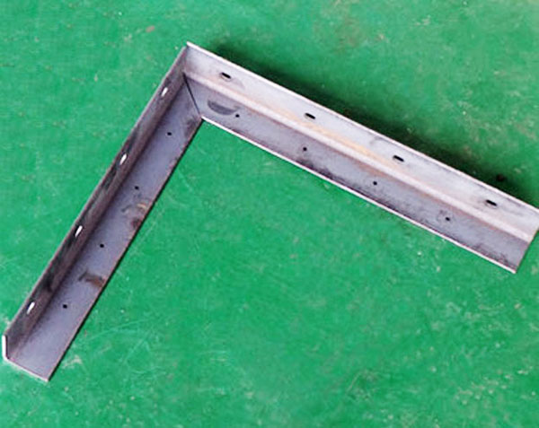 Máy đục lỗ mặt bích V tự động