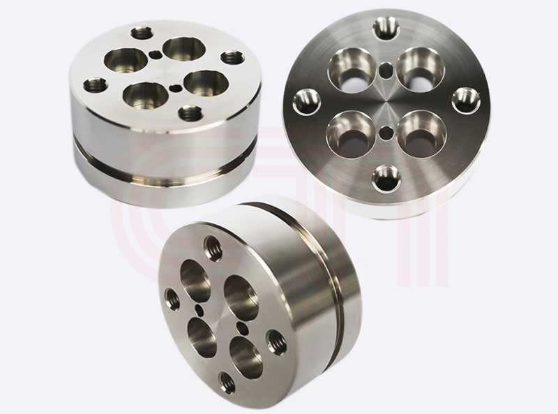 Lợi Ích Máy Tiện CNC Là Gì?