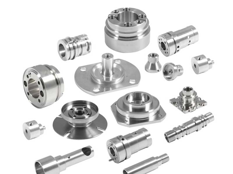 Lợi Ích Máy Tiện CNC Là Gì?