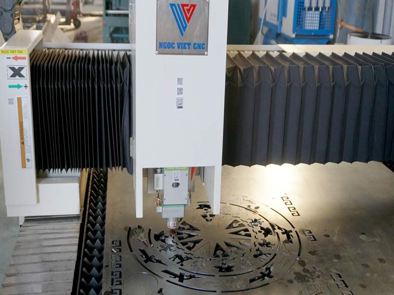 Tại sao cắt laser fiber bị răng cưa?